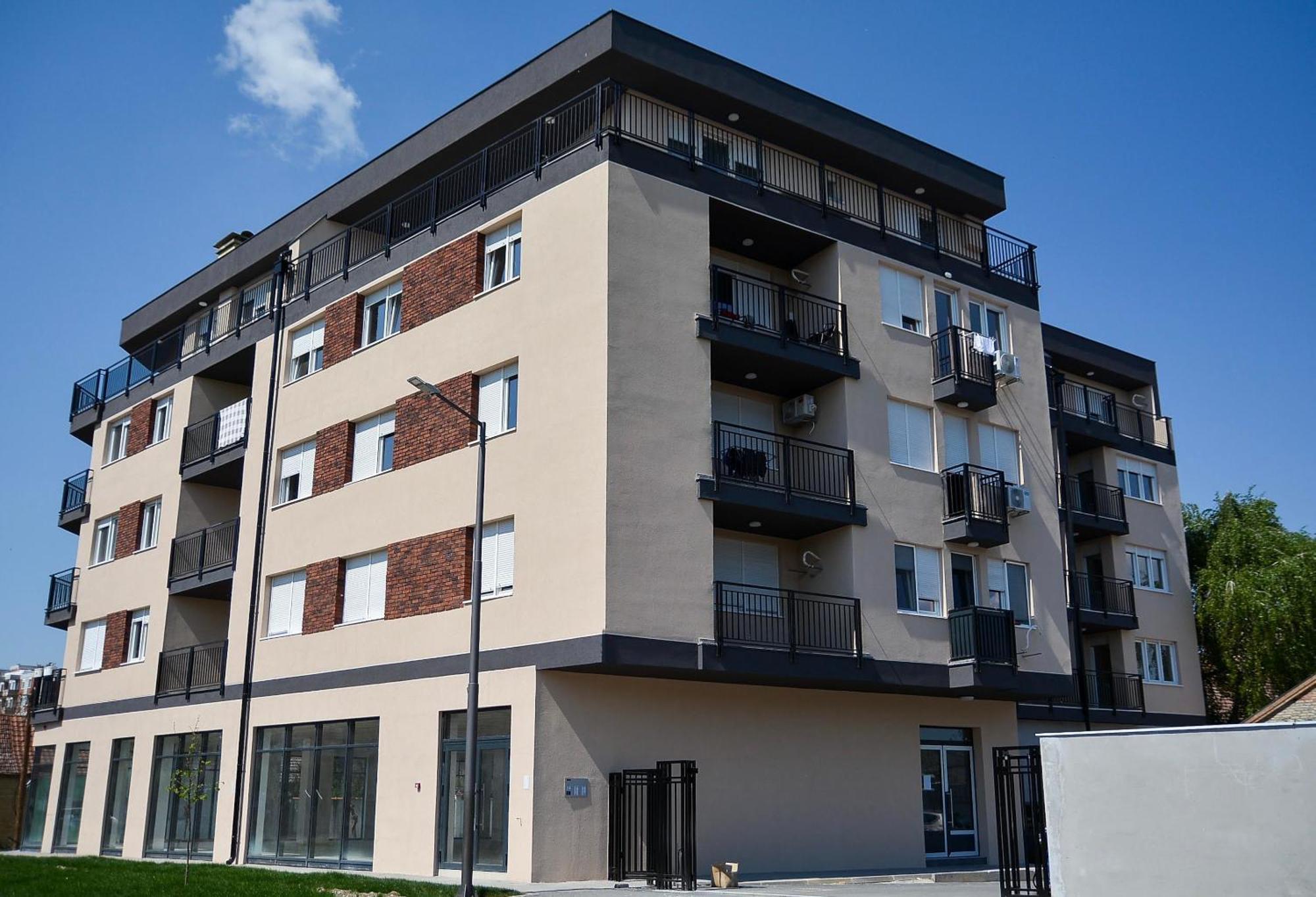 Crown Apartment 3 سوبوتيتْسا المظهر الخارجي الصورة